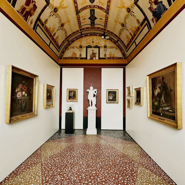 🎨 Thorvaldsens Museum: Copenhagen's Neoclassical Temple of Art