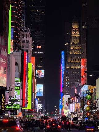 Is Times Square Really Worth the Hype? Let’s Spill the Tea! 😏✨