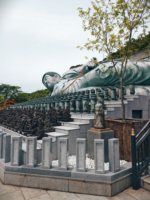 Fukuoka Nanzoin Temple : Home to the World's Largest Bronze