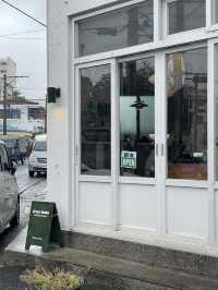 제주에서 커피에 진심을 느끼고 싶다면 카페 그린루스카