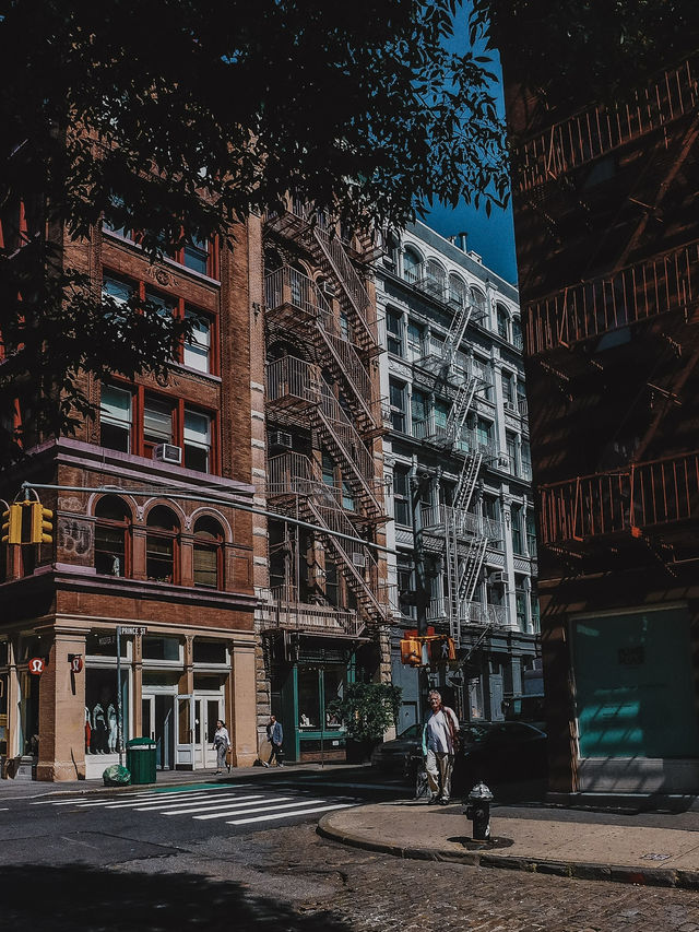 Strolling Through the Soul of New York 🗽🌆🇺🇸