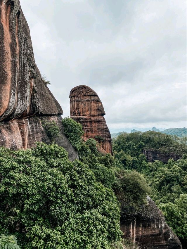 🏞️✨ Danxia Mountain – Shaoguan’s Red Rock Paradise! ✨🏞️
