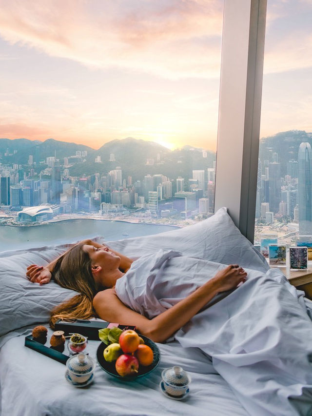 The best hotel view in Hong Kong 🇭🇰 