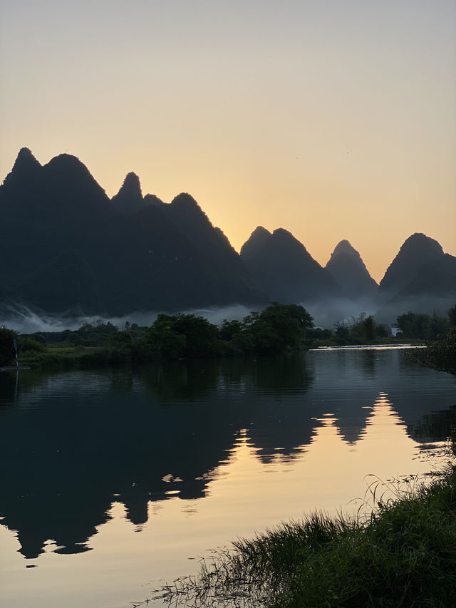 Yangshuo: holiday in Yulong River