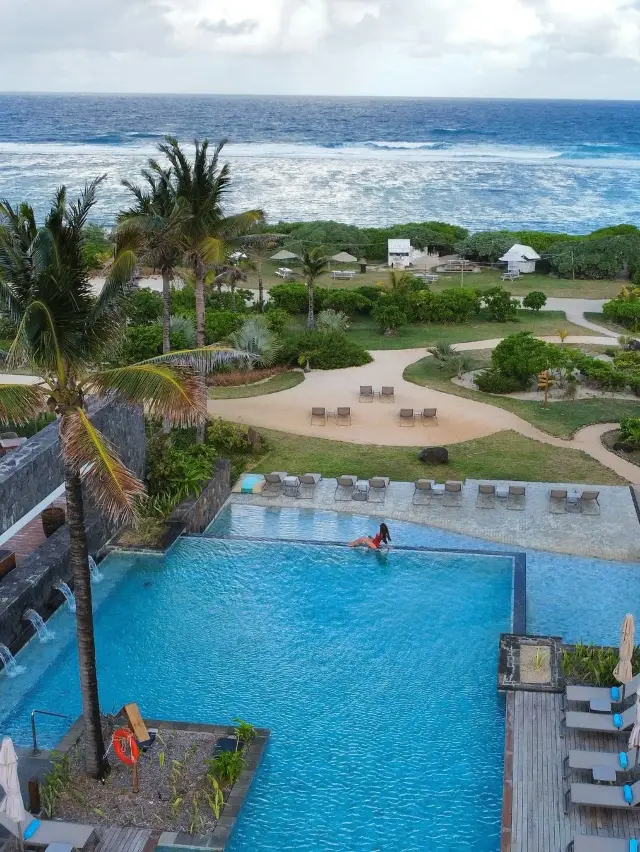  Anantara Iko Mauritius Resort & Villas