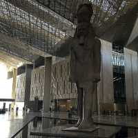 Ancient Wonders Unveiled: Giza Pyramids & the Grand Egyptian Museum