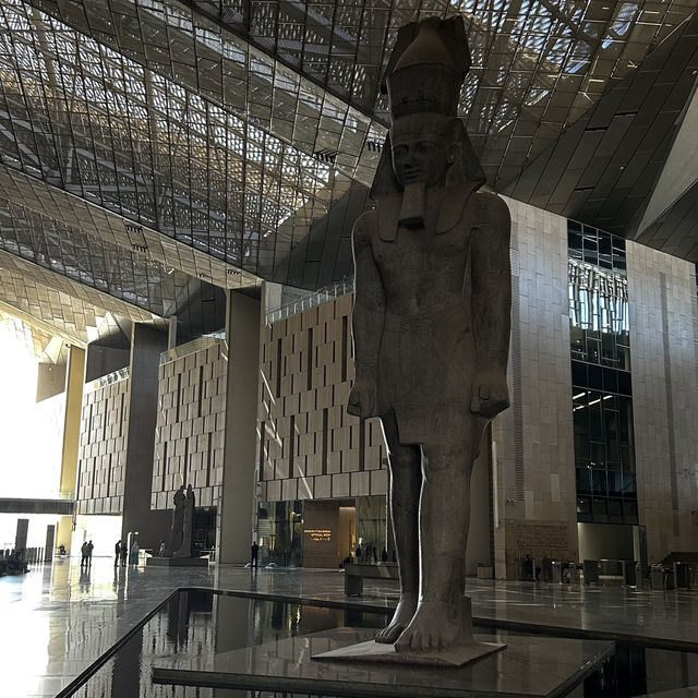 Ancient Wonders Unveiled: Giza Pyramids & the Grand Egyptian Museum