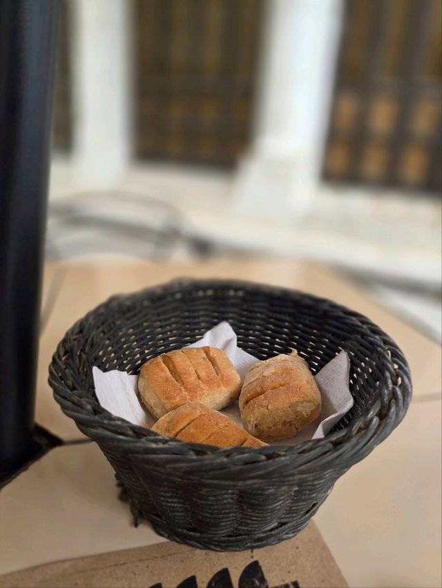 해외여행 쿠바 하바나에서 브런치 먹기 좋은 5 Esquinas Trattoria
