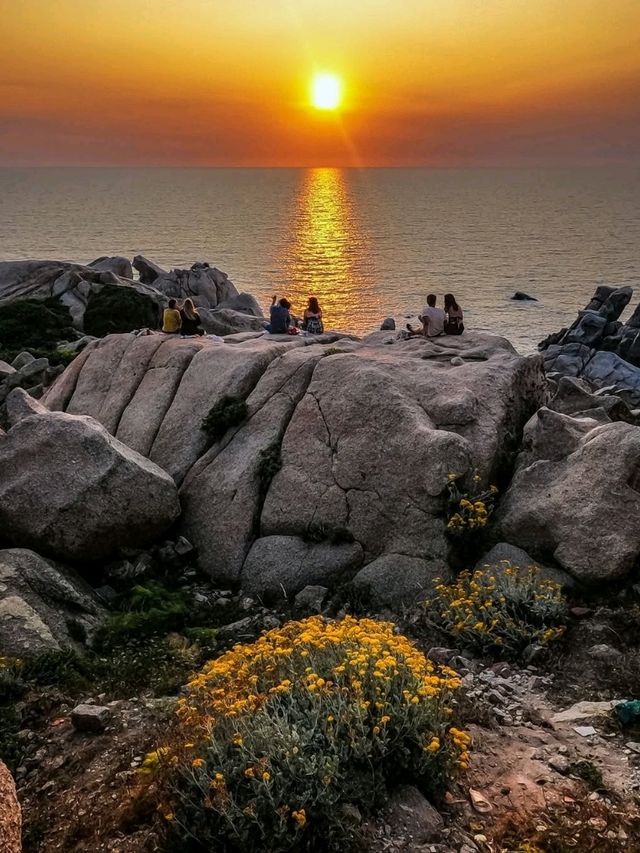 🌊 Capo Testa: Sardinia’s Wind-Carved Peninsula of Wild Beauty 🇮🇹✨