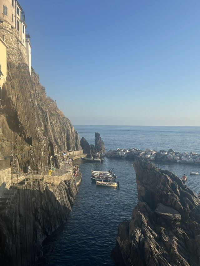 Manarola – Where Colors Meet the Sea
