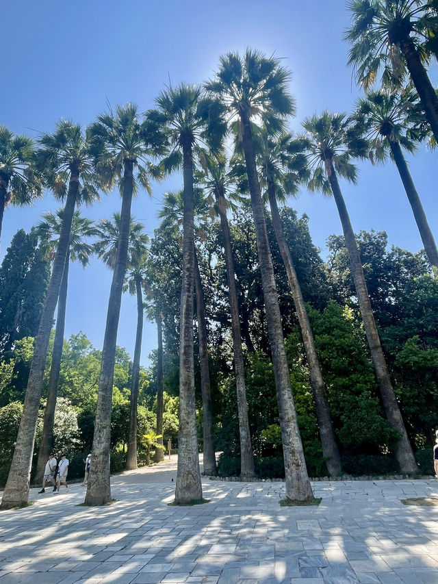 A Budget Stopover in Athens