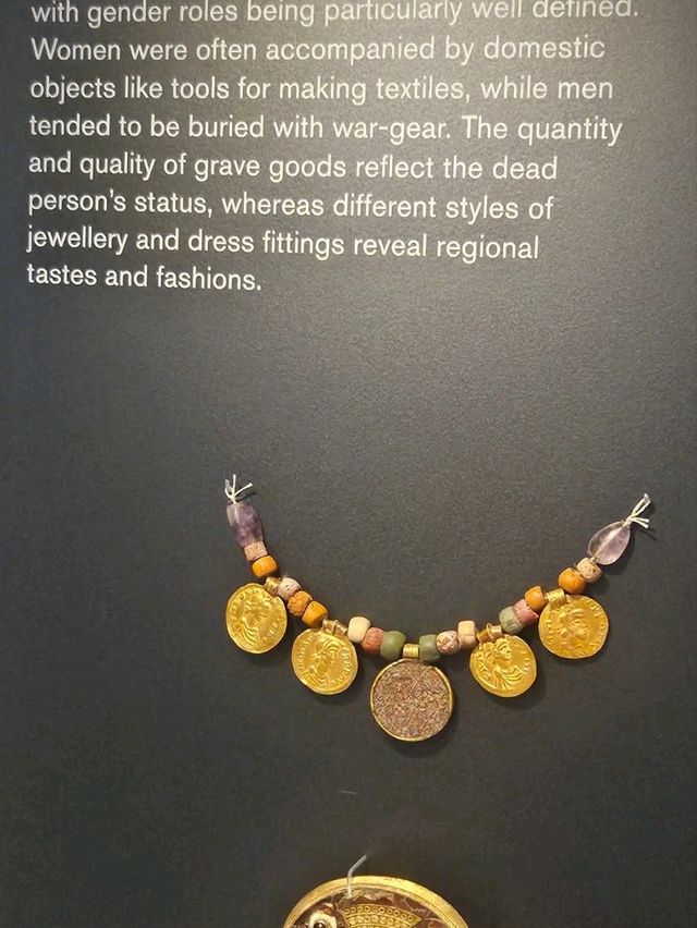 The Ultimate #winterescape Guide to the British Museum’s Asian Galleries 🇬🇧✨