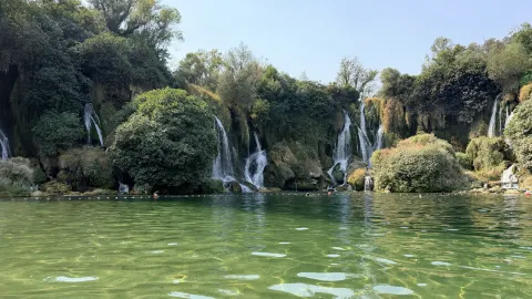 Rekomendasi Hidden Gem di Bosnia dan Herzegovina | "Miniatur Plitvice Eropa" Bak Negeri Dongeng: Panduan Wisata Air Terjun Kravica. — traveler post in Blagaj