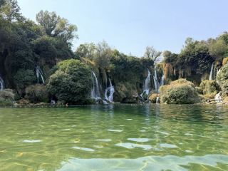 Секреты Боснии: Гид по водопаду Кравица — «Маленьким Плитвицким озерам» и сказочному оазису.