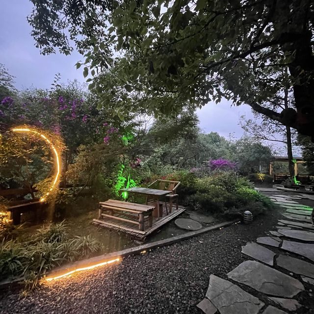 Tranquil Baoguo Village Gateway to Mt.Emei