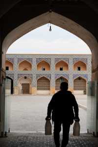 伊朗最古老清真寺：Jameh Mosque