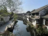 清新 安逸的歇馬橋村