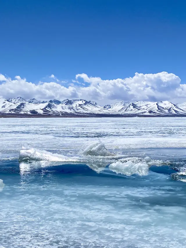 Tibet | Lake Namtso is so beautiful, the ice will melt if you don't visit soon