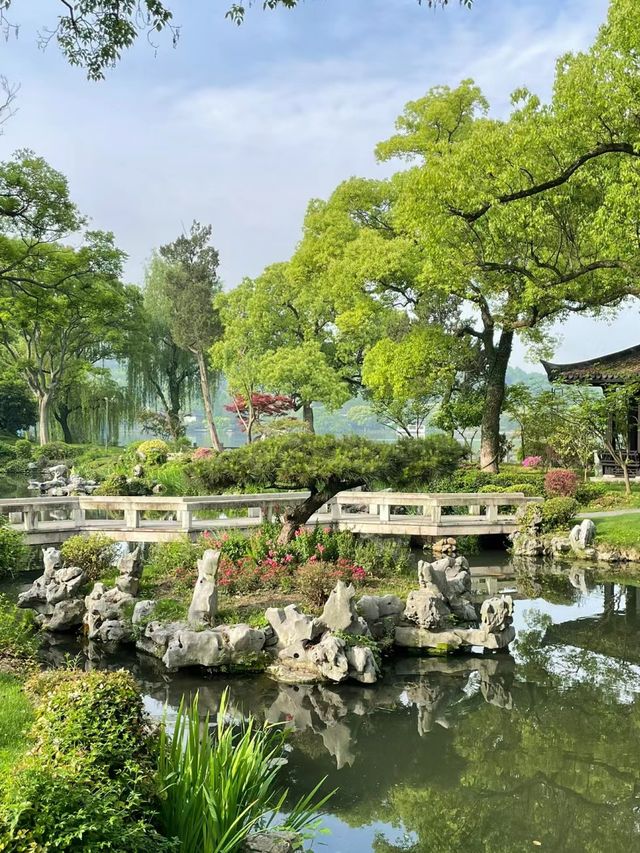 復古風的景園，四季如春的綠，來杭州一點要去的地方！