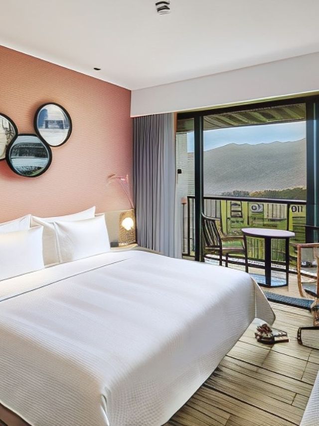🌿🏨 Botanica Sanctuary: A Serene Stay in West Java 🌄