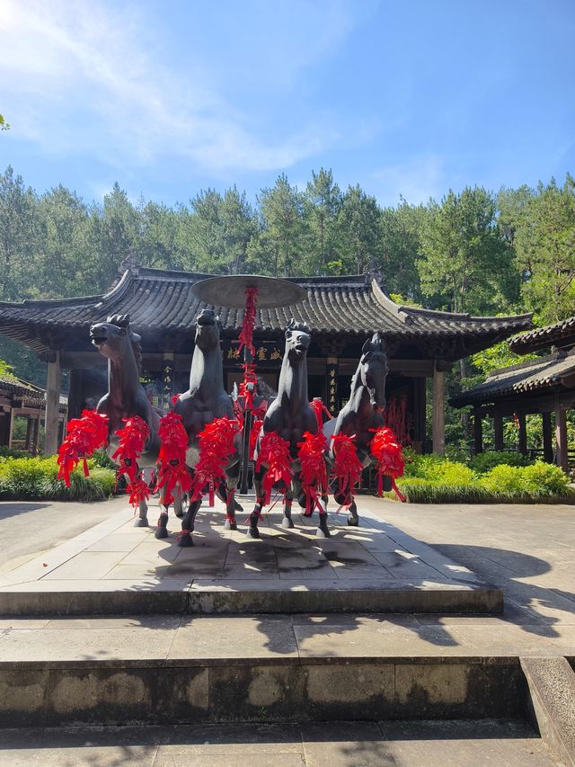 這裡有可以俯瞰千島湖全景的魁星樓
