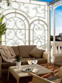 🌟 Madrid's Marvel: Luxe & Leisure at Wellington Hotel 🌟