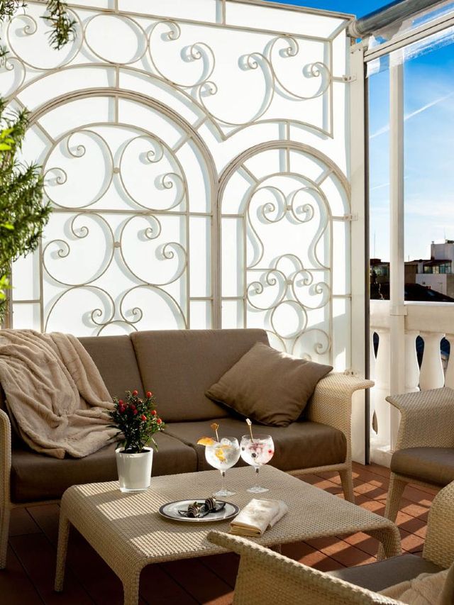 🌟 Madrid's Marvel: Luxe & Leisure at Wellington Hotel 🌟