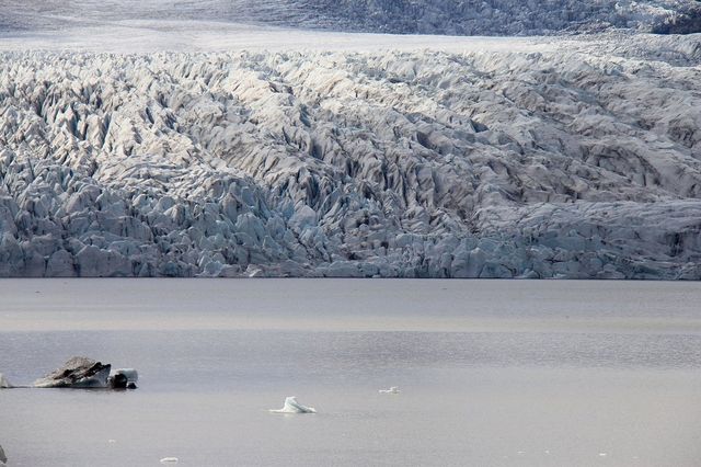 Fjallsarlon Iceberg Lagoon：冰雪奇緣般