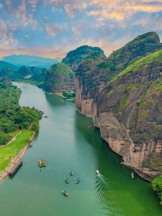 High-speed rail directly to Xu Xiake's tour, everyone says the mountain is great, regret coming late