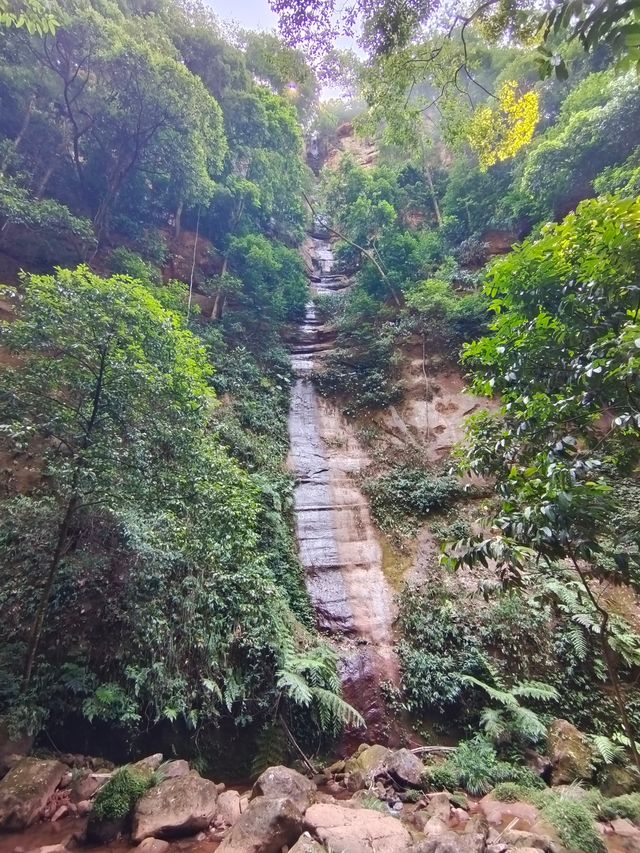 赤水佛光岩景區。