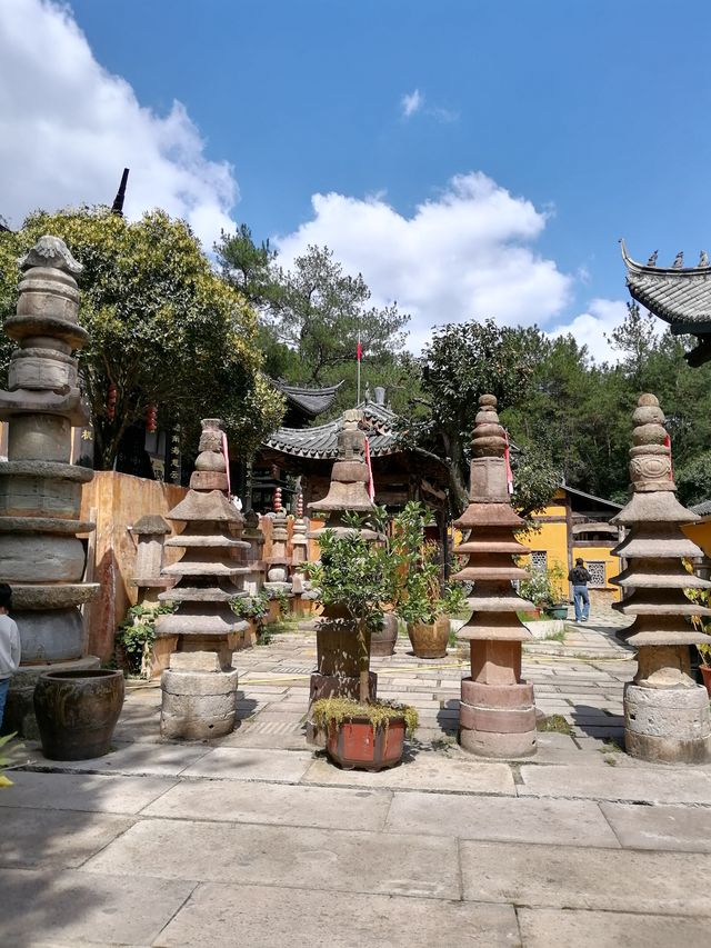金華浦江龍德古寺丨一個人氣很旺的古寺丨值得一遊。