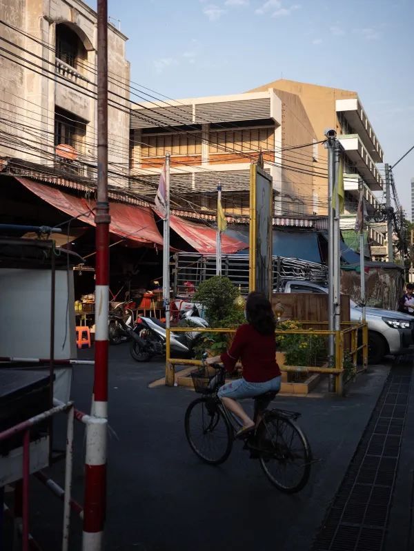 曼谷必去——人間煙火氣｜輝煌市場