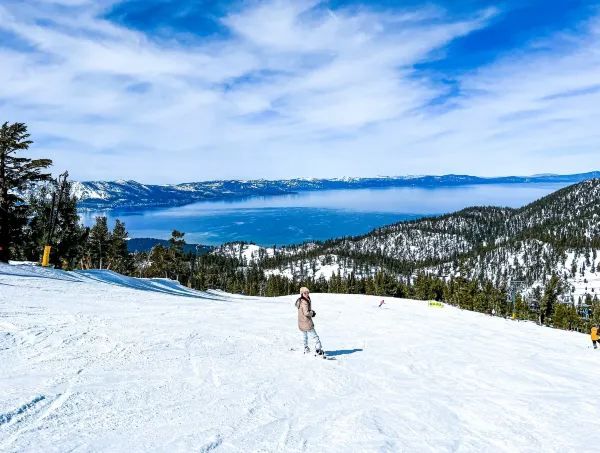 Experience the Best Lake Views at Heavenly Ski Resort in Lake Tahoe