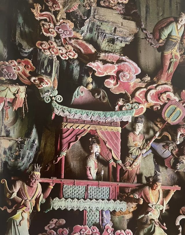《汾陽太符觀彩塑》仙女下凡該是這般模樣 汾陽不止有名酒，不止有杏花，古代道觀中還藏着國色天香，花。