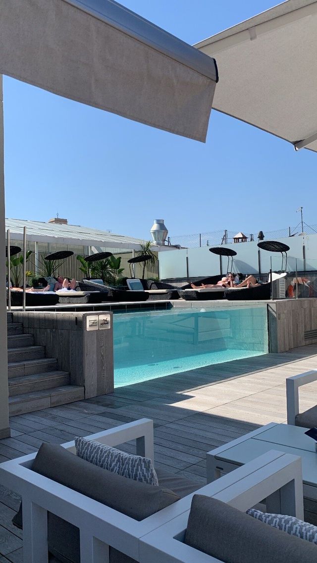 迷人的加泰羅尼亞馬格達林納斯酒店 Catalonia Magdalenes Hotel  評分：