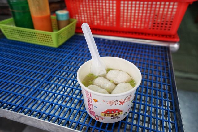 在台北 千萬別吃晚飯 留着肚子去吃夜市