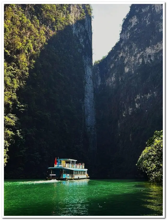 There's such an amazing place in Guangxi?! So relaxing!