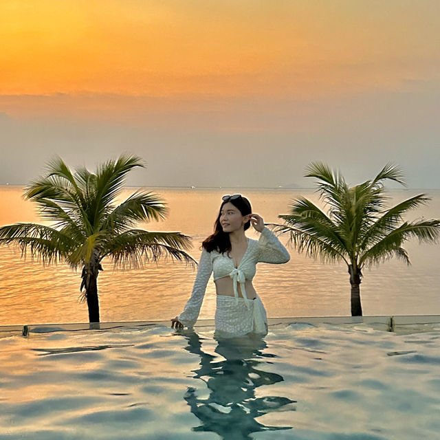 🌄珠海日落溫泉天花板！無邊泳池+懸崖美景美到窒息！