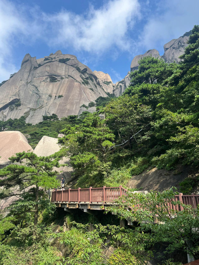 百步雲梯，黃山嘅懸崖天路真係絕妙！