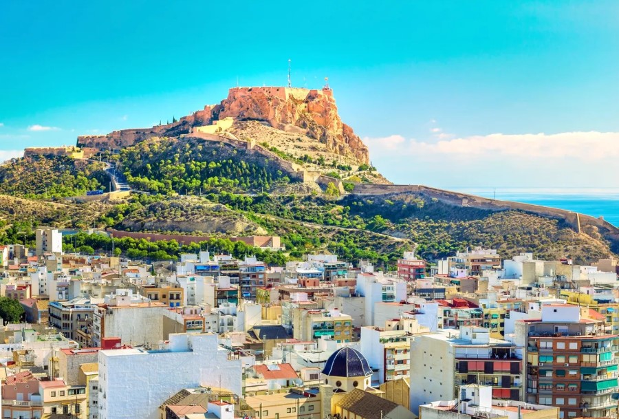 Ba điểm thu hút chính của Alicante! Lâu đài, nghệ thuật và đường phố
