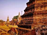 Twilight Alchemy: Sunsets over the Sukhothai Historical Park