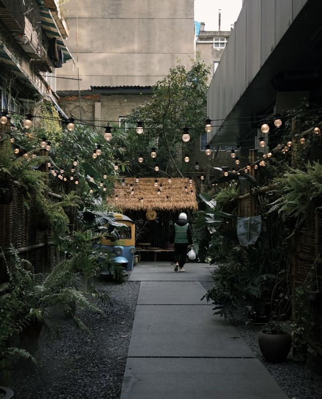 WEZO圍坐｜喺工業遺址裏面圍爐新成都