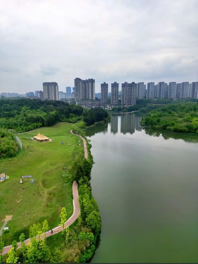 貴陽寶藏地 | 閱山湖公園