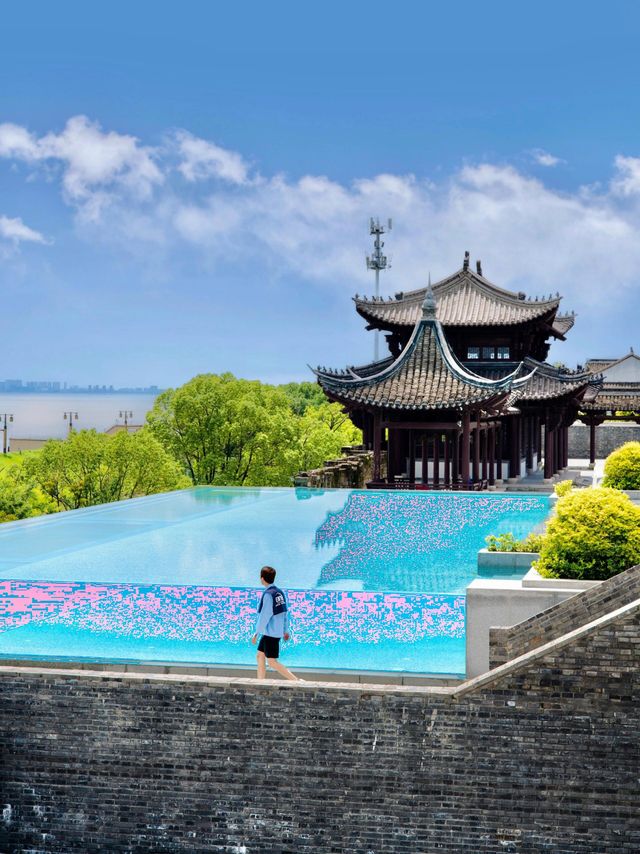 海寧鹽官｜潮聲與樂聲交織的千年江南秘境