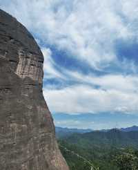 崀山一日遊 | 邂逅絕美丹霞地貌
各位，今次同大家分享一條超正嘅崀山一日遊路線！上午征服辣椒山同