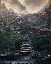 貴州：一半山水，一半人間  當雲霧漫過梵淨山的金頂，當梯田在水光中鋪展七彩畫卷，這片被稱作「山地公園
