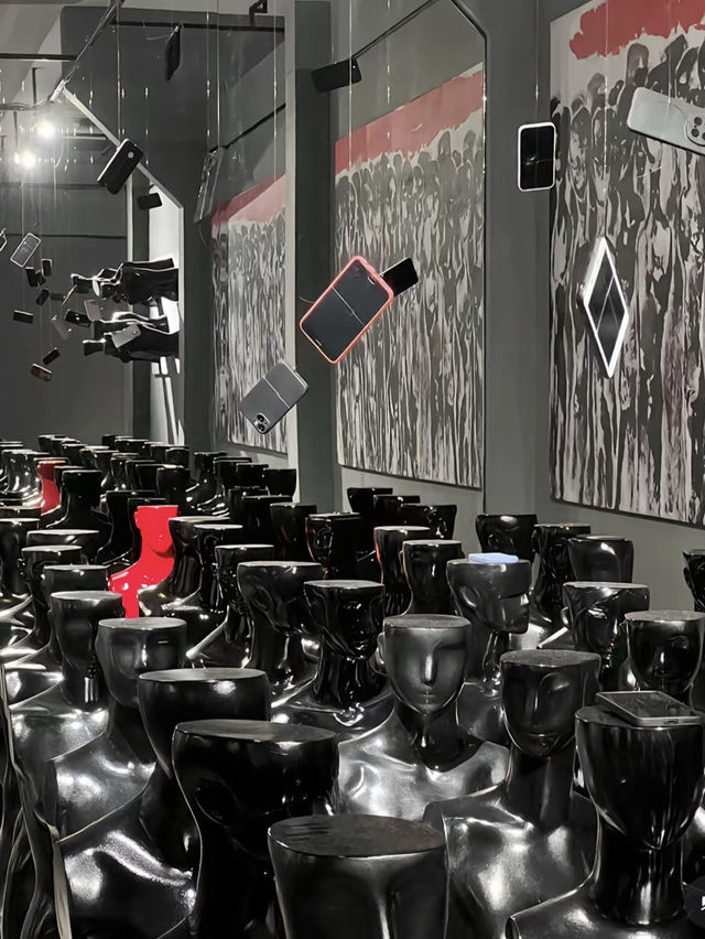 這展也太哇塞了