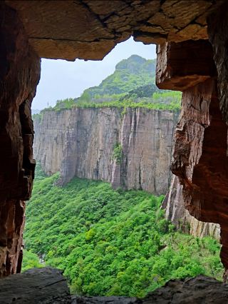 태항산 절벽 도로는 정말 대단해요! 꼭 직접 눈으로 확인하세요!