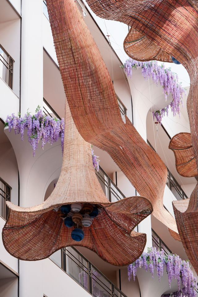 撫仙湖頂奢酒店上新，寶麗灣把愛麗絲夢遊的仙境般進現實