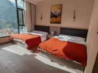 瀘定必住!伴山居民宿